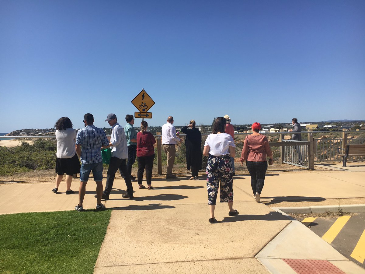 Katrina Axford tweet media