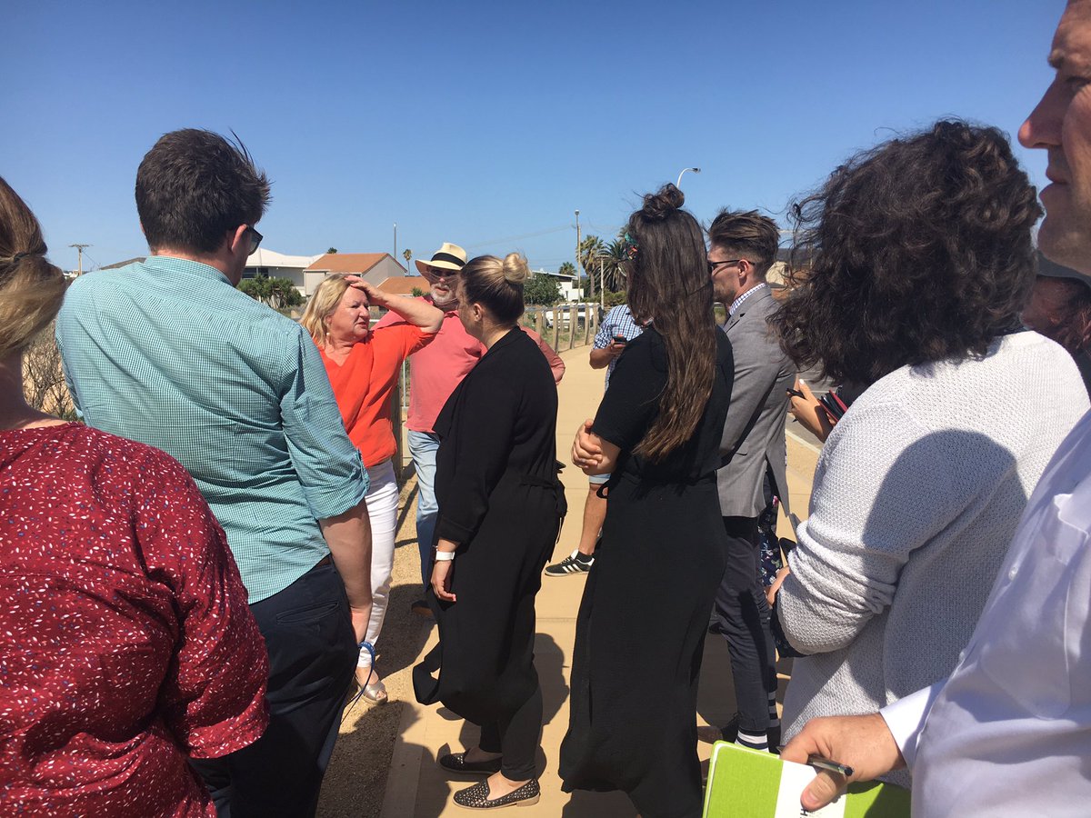 Katrina Axford tweet media