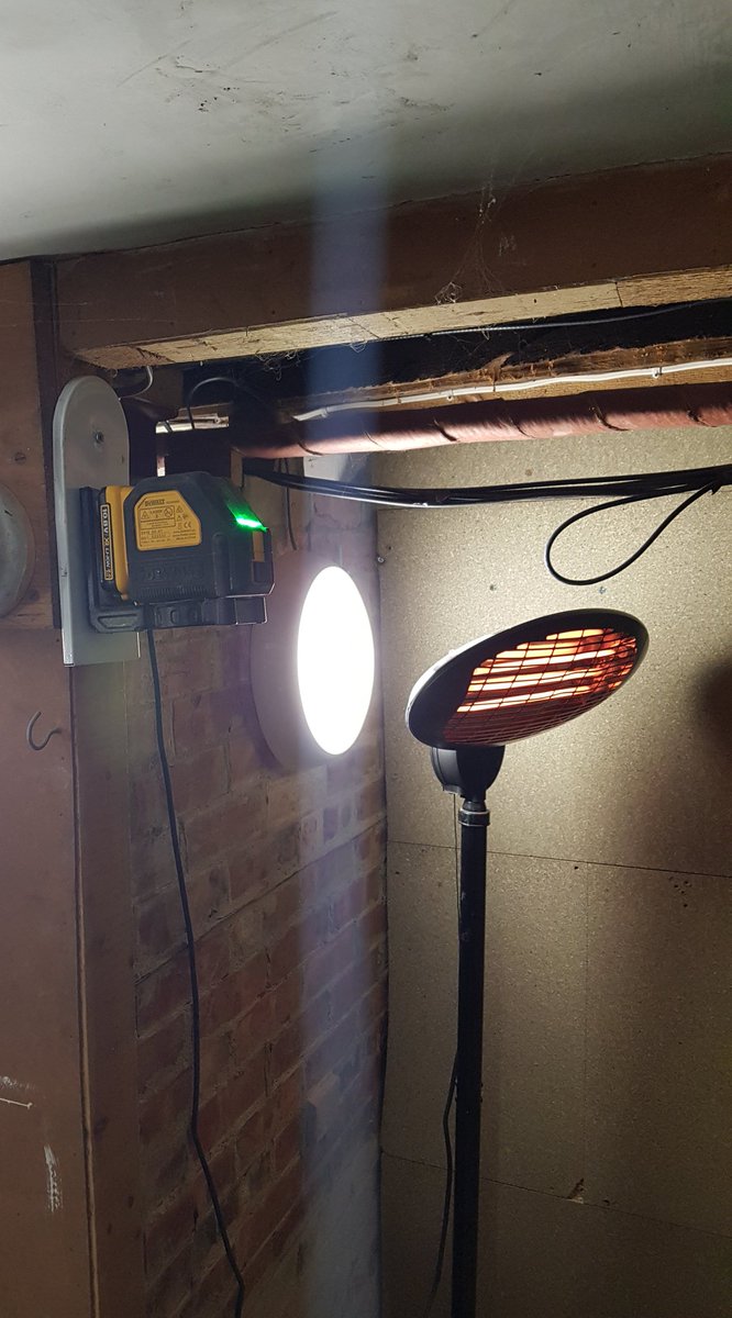 WarriorHeating's tweet photo. @NPelectrics Not just you sparks, bits of old boiler case come in handy 😉 https://t.co/5sE0Tbieey