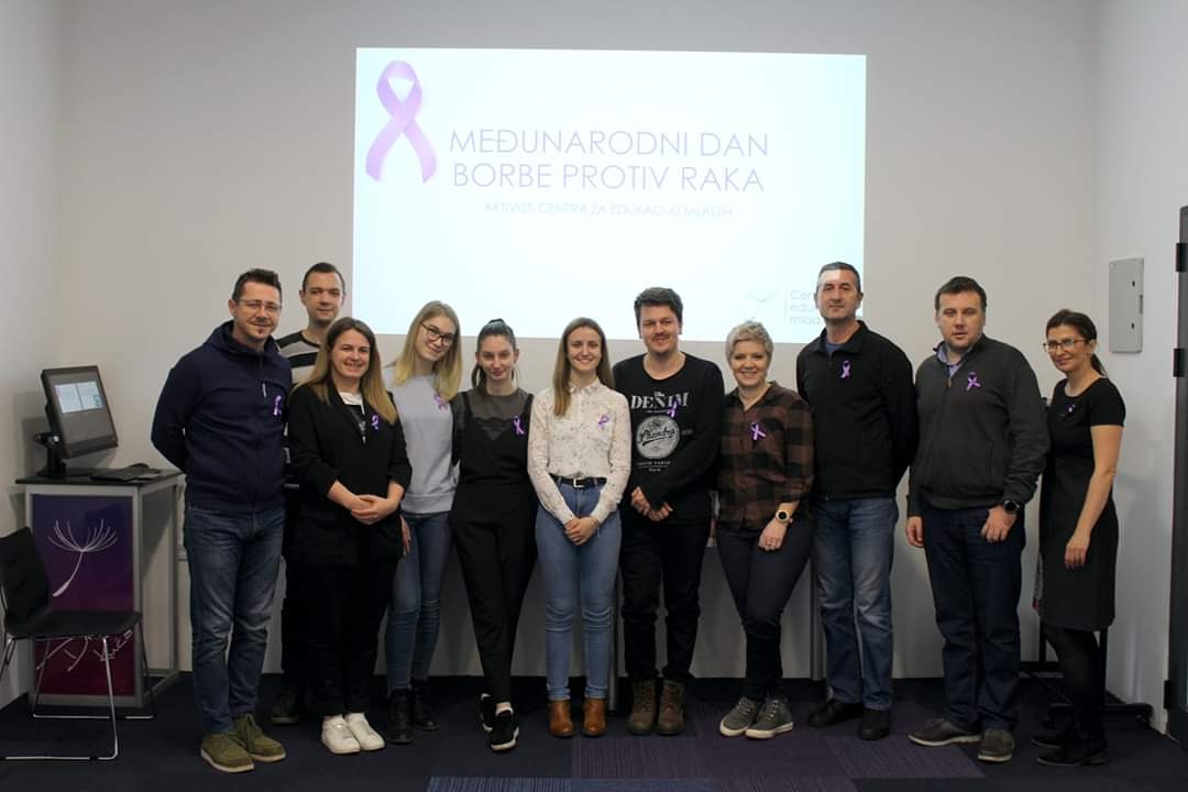 CEM_Travnik's tweet photo. 🎗On the World Cancer Day🎗 we talk to the high school students about the types of this disease caused by alcohol consumption

#cancerprevention  #cancerawareness #iogtnto #movendiinternational https://t.co/rCzCqBEsdq