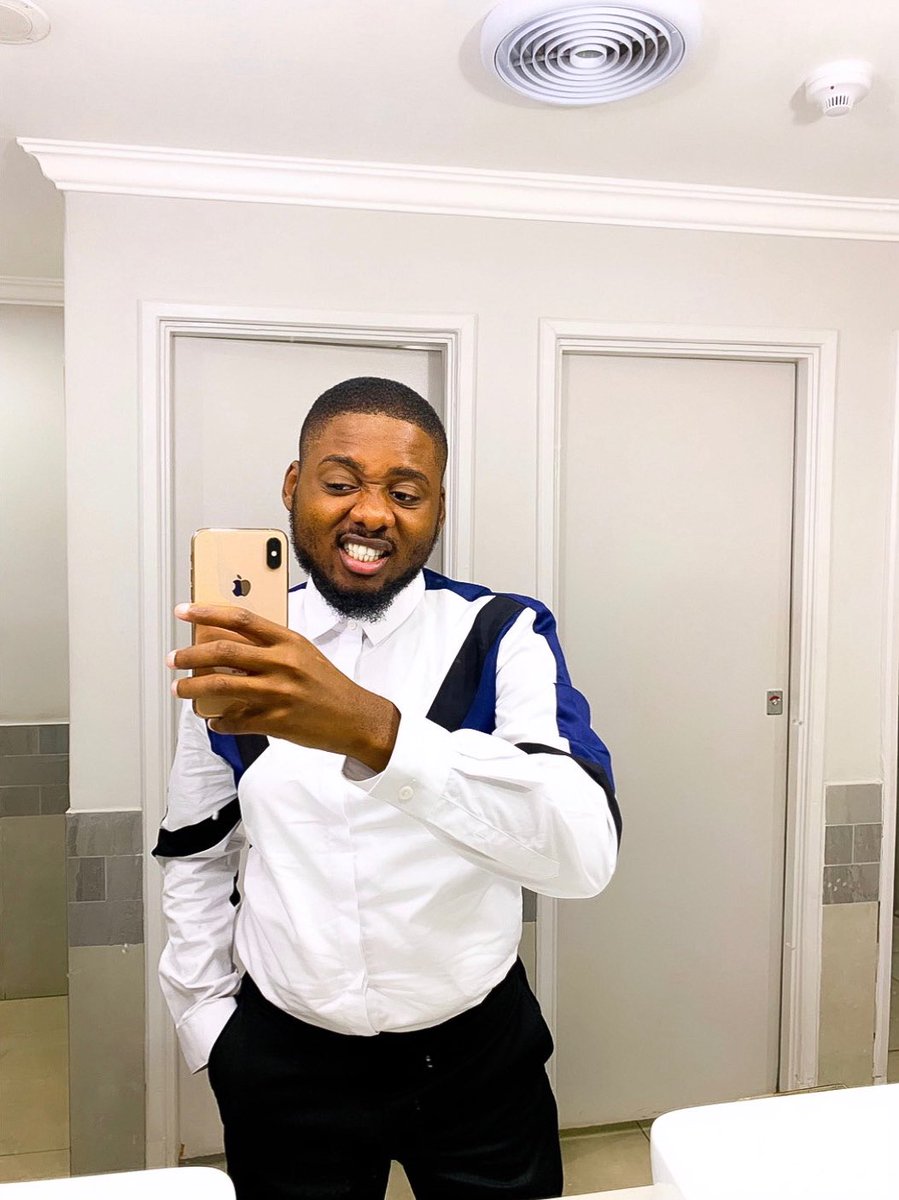 petermwansapml's tweet photo. My parents are my backbone, they still and will forever be. They're the only group that will support you if you score zero or you score 40.
Shirt by: @afrishopcom
Pants by: @houseofpml
#houseofpml #HouseOfPeterMyLife #custommadesuits #premiumbrand #petermylife #afrishop https://t.co/4qFqq2iYQn