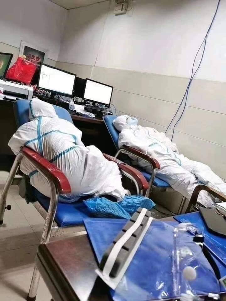 ObangMetho's tweet photo. Please take a look 👀 at the heartbreaking pictures below from the Wuhan hospital  in China. This is why our #Ethiopian government must take the corona virus VERY SERIOUS https://t.co/B0sDKwtks6