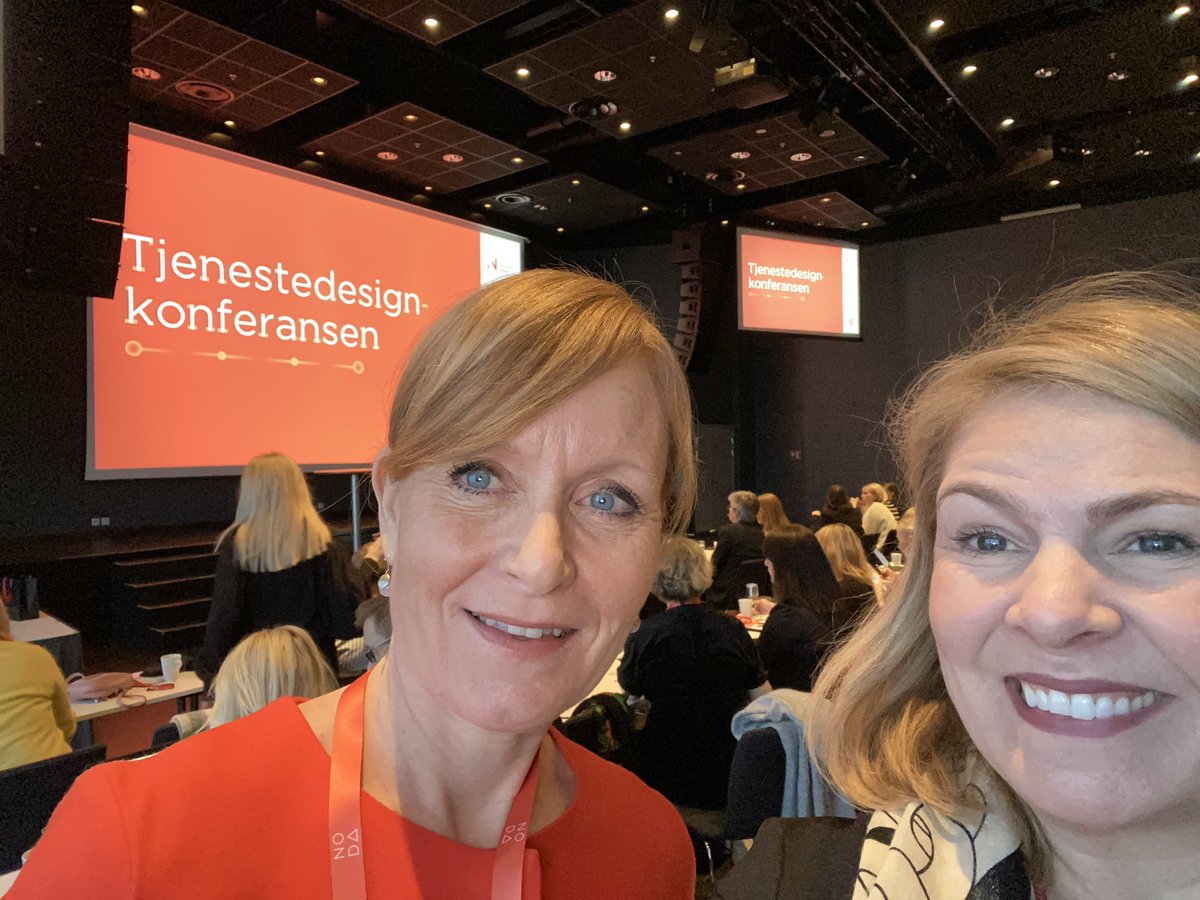doganorway's tweet photo. Omstilling og innovasjon er den nye normalen. Designdrevet innovasjon gir bedre, mer lønnsomme og treffsikre produkter og tjenester. DOGA er på Tjenestedesignkonferansen i #Bodø og snakker om #DIP, #StimuLab og den nye digitale guiden for designdrevet innovasjon. https://t.co/aj26iFROck