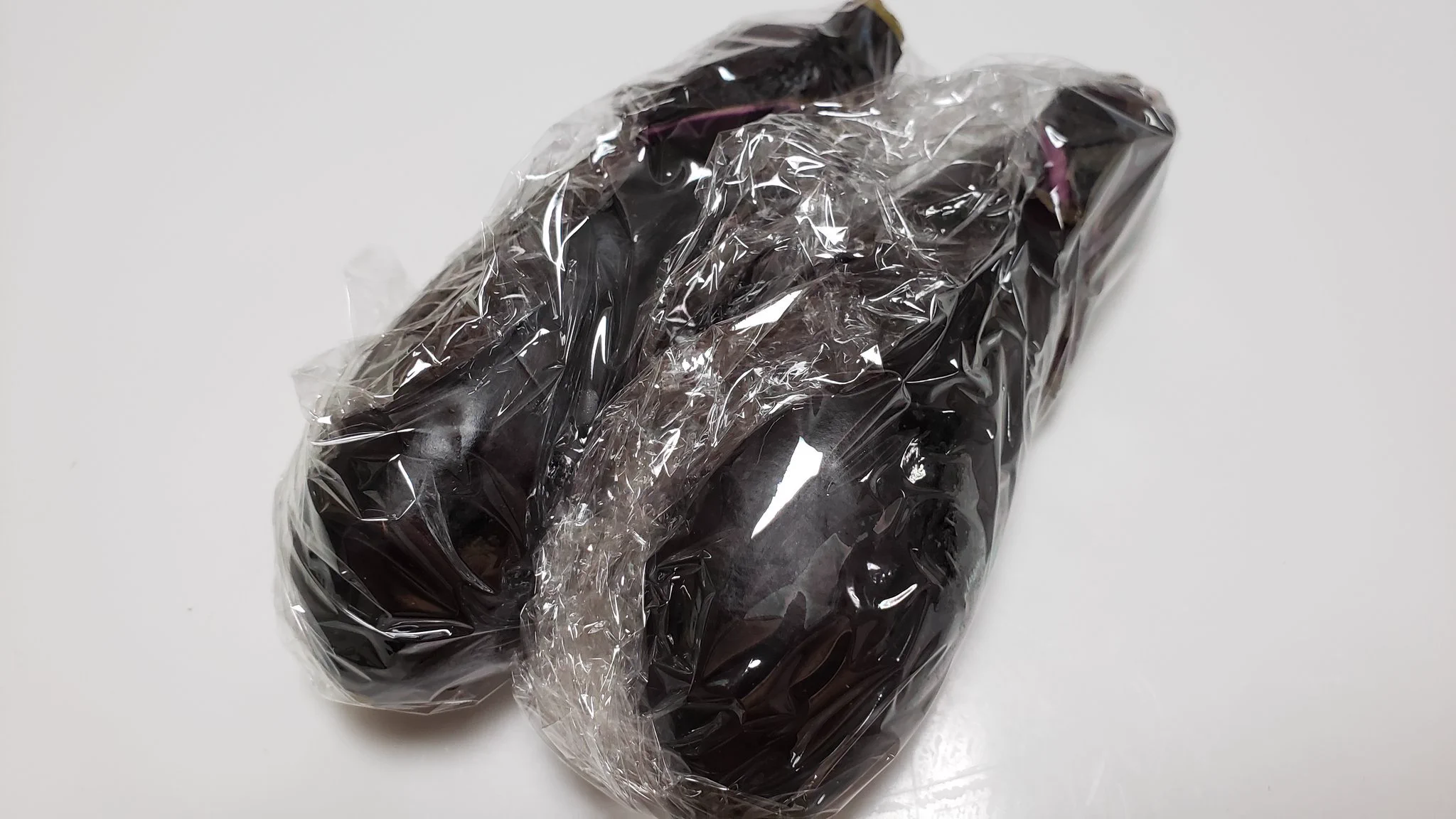 ごはんもお酒も進む！簡単に作れる「茄子ユッケ」がすごく美味しそう！