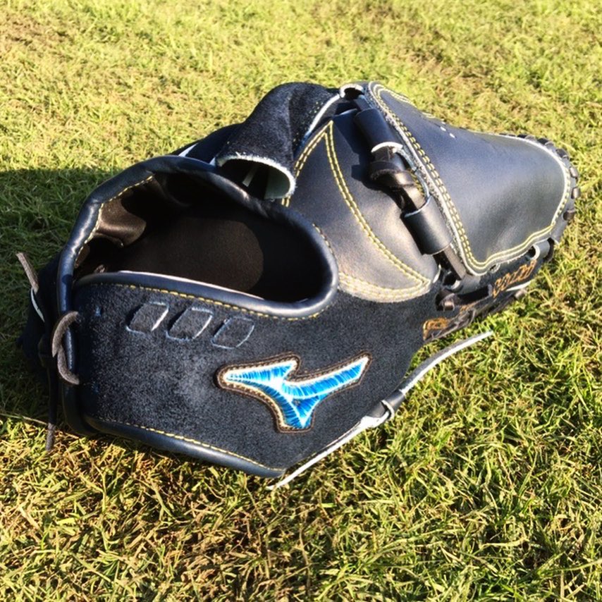 超限定・即完売商品】 ミズノビッグM 斎藤佑樹復刻グラブ ミズノプロ