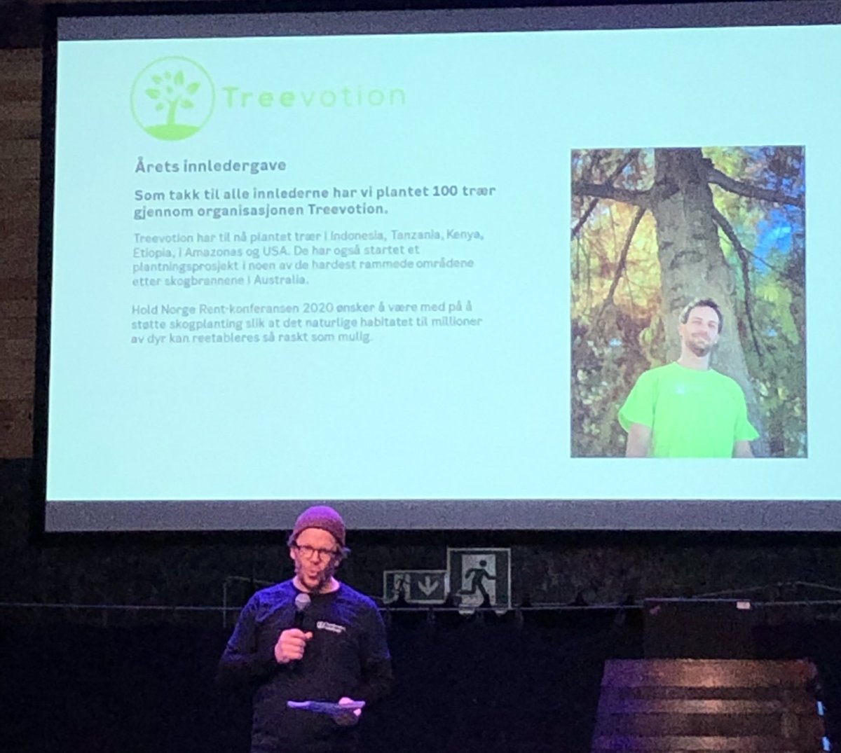 FannyPindsle's tweet photo. #hnrkonferansen er i gang! @HoldNorgeRent støtter @Treevotion og planter 100 trær i Australia🌲🌳🌱🌴 https://t.co/hvvzjgnuva