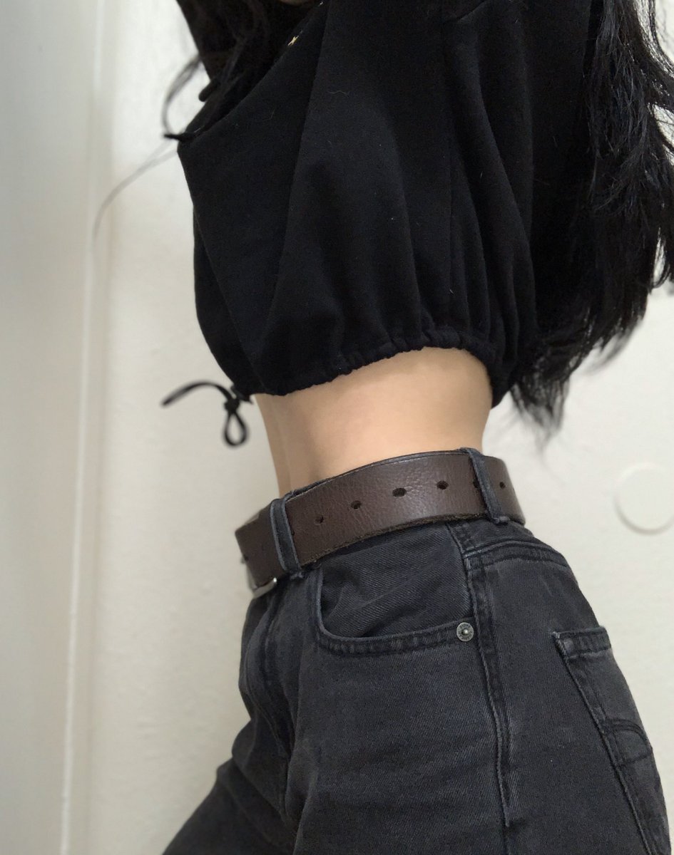 ownyourwallet's tweet photo. Waist= snatched. 
Stare, stroke, and $end, betas. 

{ #finD findom asianfindom } https://t.co/VGiz3MtUii