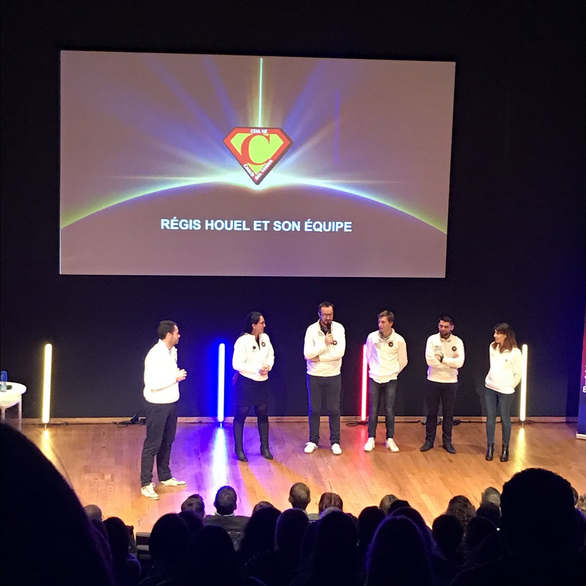 Hier une partie de l’équipe s’est rendue à la Cité des Congrès de Valenciennes pour assister au Energy Tour organisé par Axa. Une journée dynamique et agréable ! #axaenergytour #coachdesventes #equipedechoc