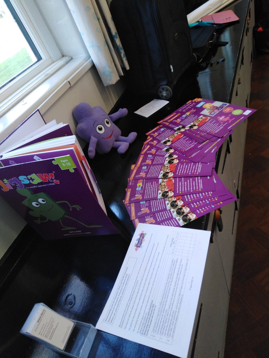 alisonjlect's tweet photo. @JigsawPSHE in Tiverton today using our RSHE audit to help busy PSHE leaders with their relationships education https://t.co/WhEZ2JdR7R