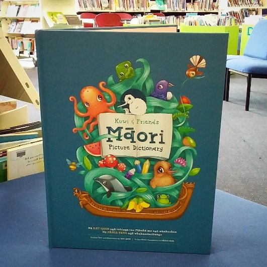 I am in love with this Māori picture dictionary by Kat Quin that arrived today! A must for every bookshelf! #schoollibrarian #opstweeps #schoollibrarylife #tereodictionary