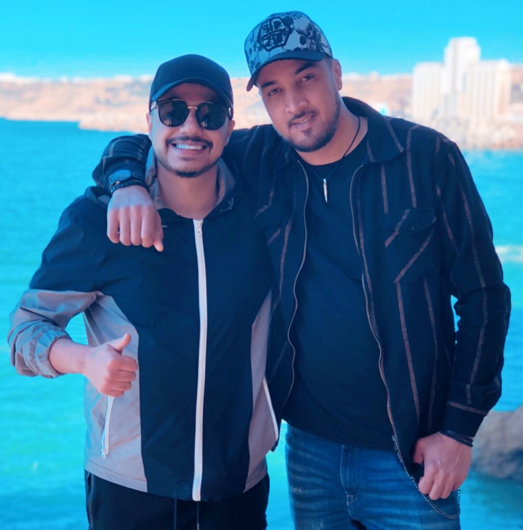 .<a href="/Ihab_Amir/">IhabAmir</a> w 7-Toun wejdou un hit ensemble!
Like si toi aussi tu es impatient de le découvrir 🤩