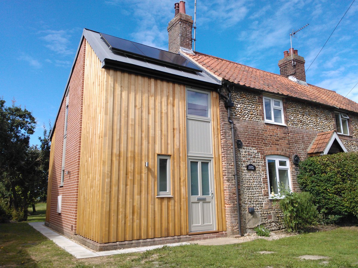 grocottmurfit's tweet photo. WHEN OLD MEETS NEW
Timber used alongside Norfolk flint gives a contemporary look while not losing sight of the old. #BuildingABetterNorfolk

G&amp;M: Exceptional Norfolk Builders &amp; Property Developers
Email: info@grocottandmurfit.co.uk
Tel: 01328 851420
Web: https://t.co/4mehDuhrfh https://t.co/t66DYd4LNx