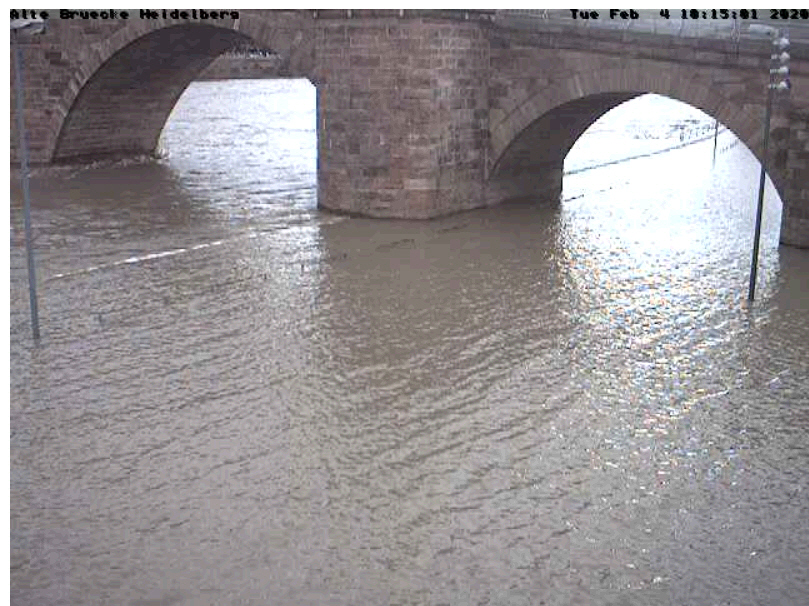 Hochwasser unter der Alten Brücke in Heidelberg