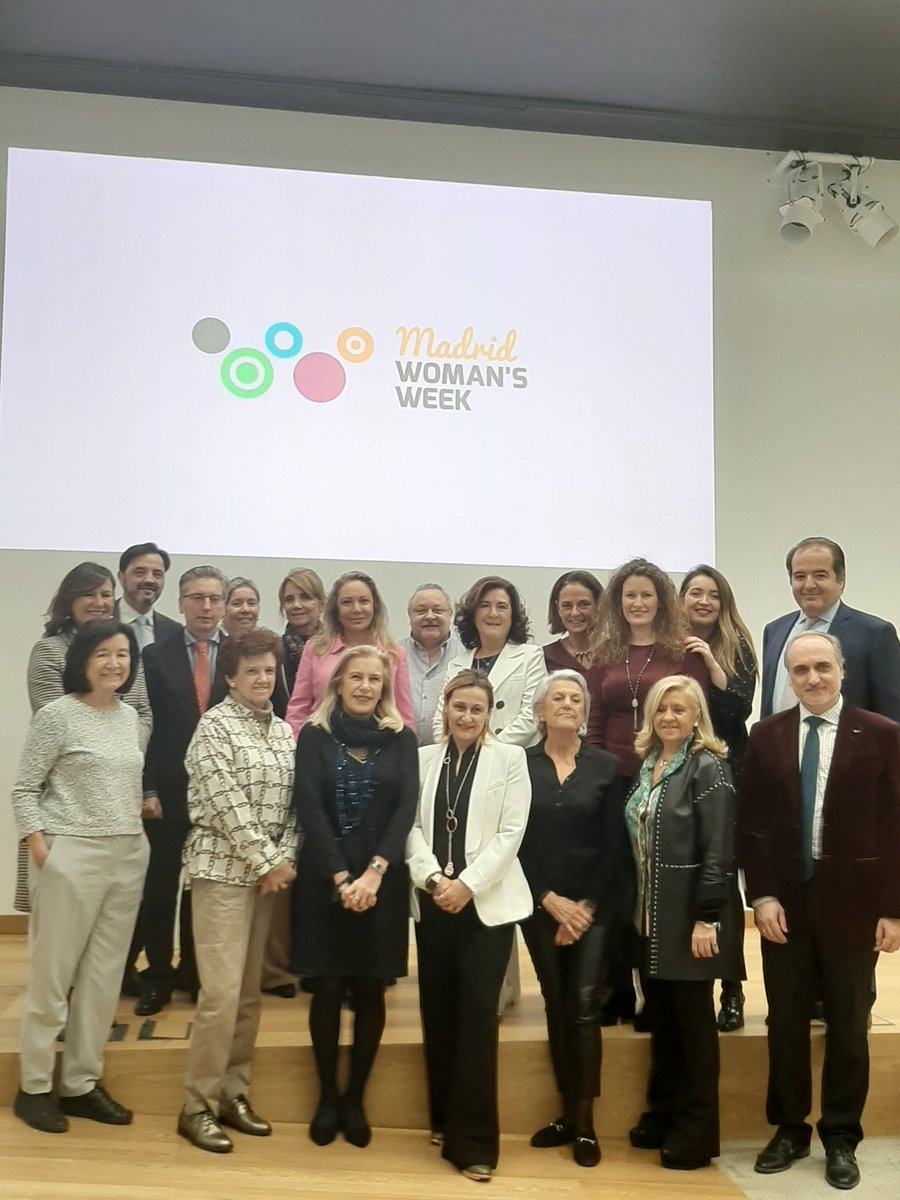 mujerMWW's tweet photo. El jurado de los Premios Internacionales Madrid Woman's Week está preparado para elegir a las galardonadas 2020
#MWW2020 https://t.co/VPZYkElu75