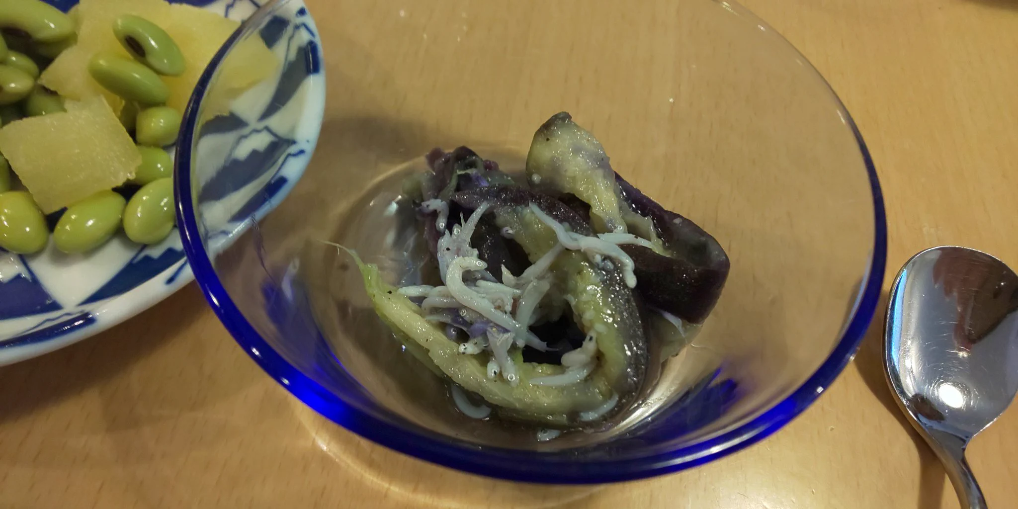 @ore825 この前、しらすとごま油の無限茄子を作ってとっても美味しかったです。茄子ユッケも作ってみます😁 