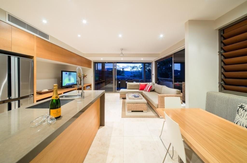 tbc_fnq's tweet photo. VILLA MERCEDES - PORT DOUGLAS
BOOK ONLINE NOW https://t.co/VzMxmRWmo3 OR CALL 1800 887 274
#DontJustStayINDULGE Always Stay With #theboutiquecollection
#PortDouglas #PortDouglasHoliday #PortDouglasLuxury #PortDouglasVilla #MurphySt https://t.co/2g7ToW0mlz