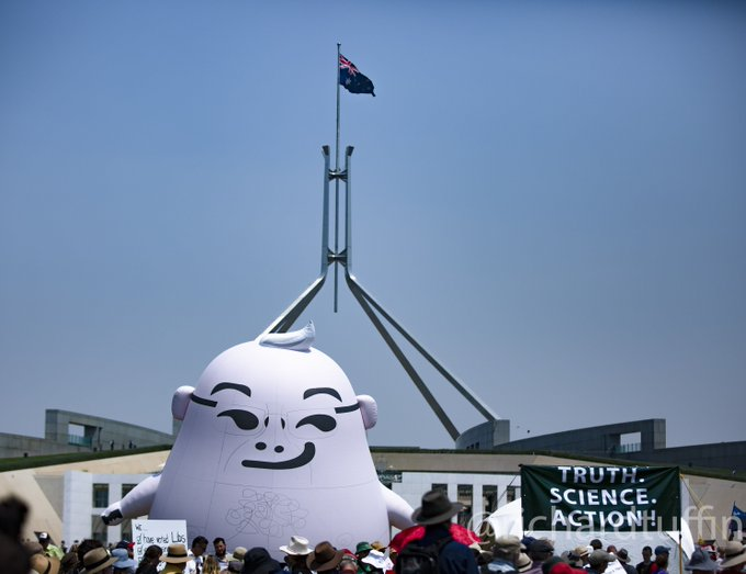 AsTimeGoesBy0's tweet photo. @ScottMorrisonMP #MorrisonFires #MorrisonBodyCount #BullshitBoy #ClimateScienceDenier #CaptainCoward #FossilFuelWhore https://t.co/LZad4q1co9