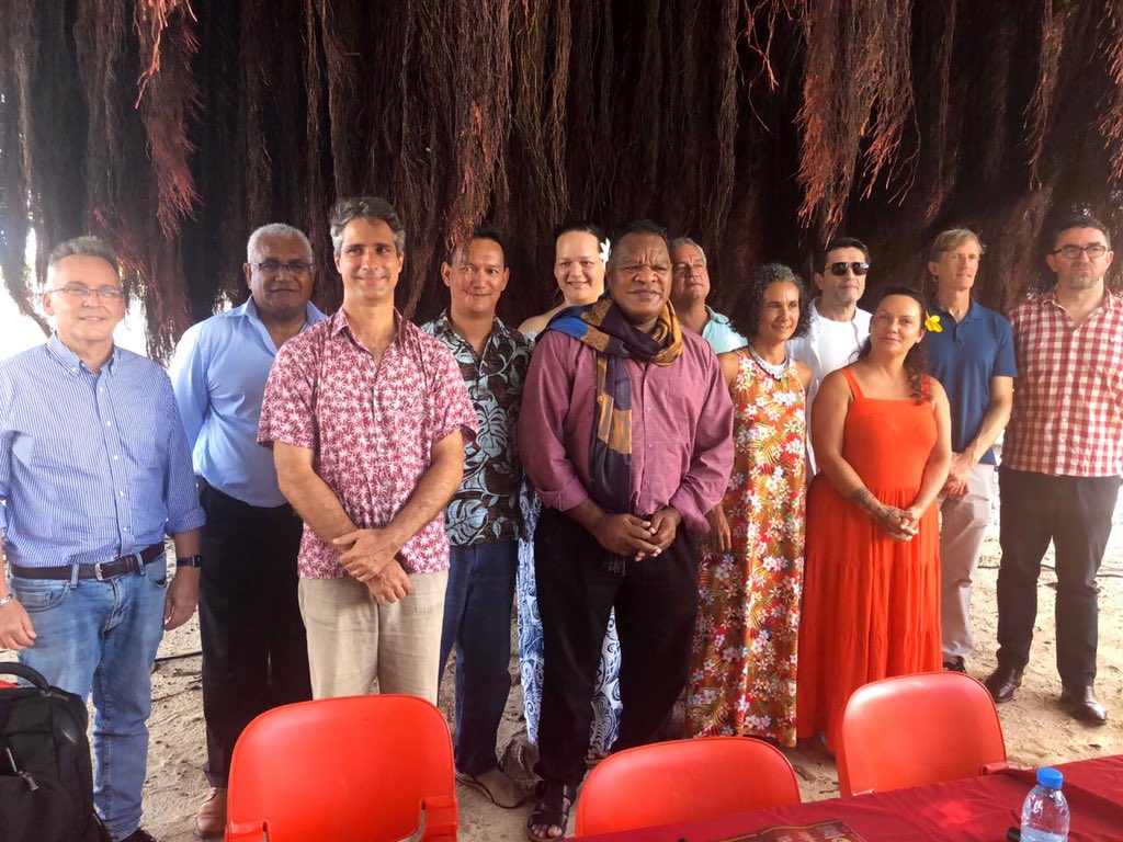 walleskotra's tweet photo. Lundi 3 février à sonné le début du 17ème FIFO (Festival international du film documentaire océanien) à la Maison de la culture à Tahiti, avec au programme 13 films en compétition, ils viennent de Nouvelle-Calédonie, Australie, Nouvelle-Zélande ou encore Rapa nui. https://t.co/8AH3n0E9Lw