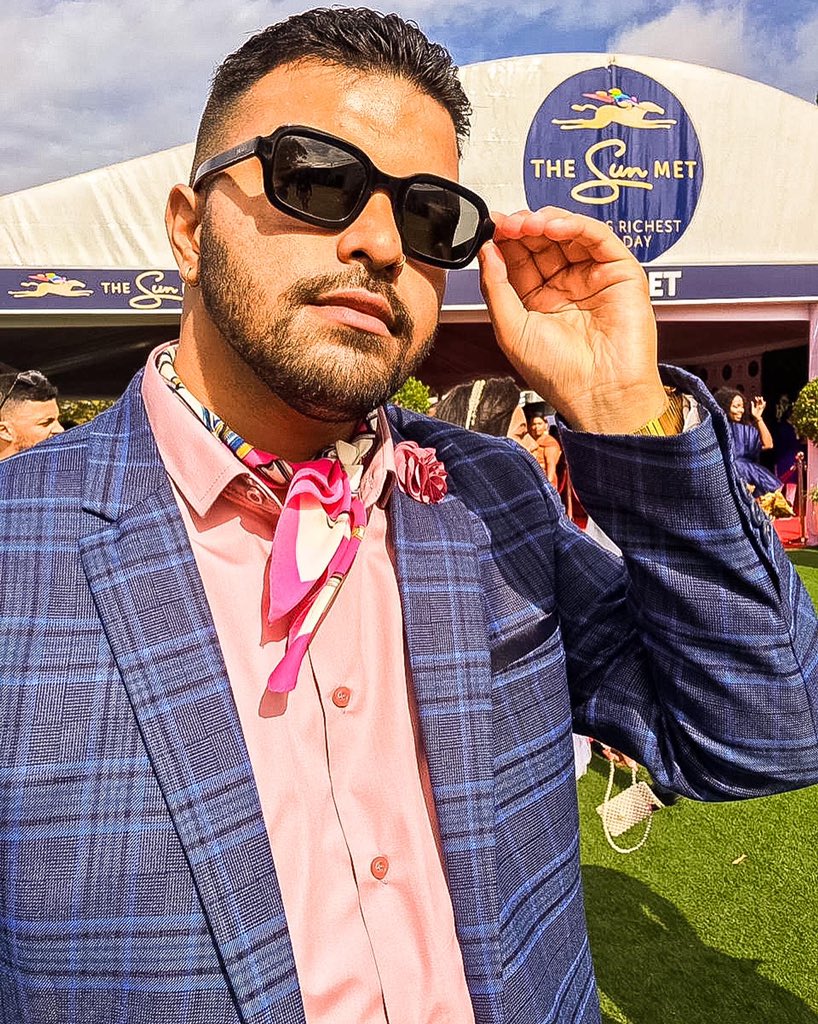 I'm a classic man
You could be mean when you look this clean
I'm a classic man.

Suit: <a href="/Markham_1873/">Markham</a> 
Shirt: <a href="/Markham_1873/">Markham</a> 
Scarf: <a href="/CottonOn/">Cotton On</a> 
Sunglasses: <a href="/SunglassHutSA/">Sunglass Hut SA</a> <a href="/Prada/">PRADA</a> 
Side Bag: <a href="/BisquitAfrica/">Bisquit Africa</a> 
Shot by: <a href="/dylonphllps/">_dylon</a>