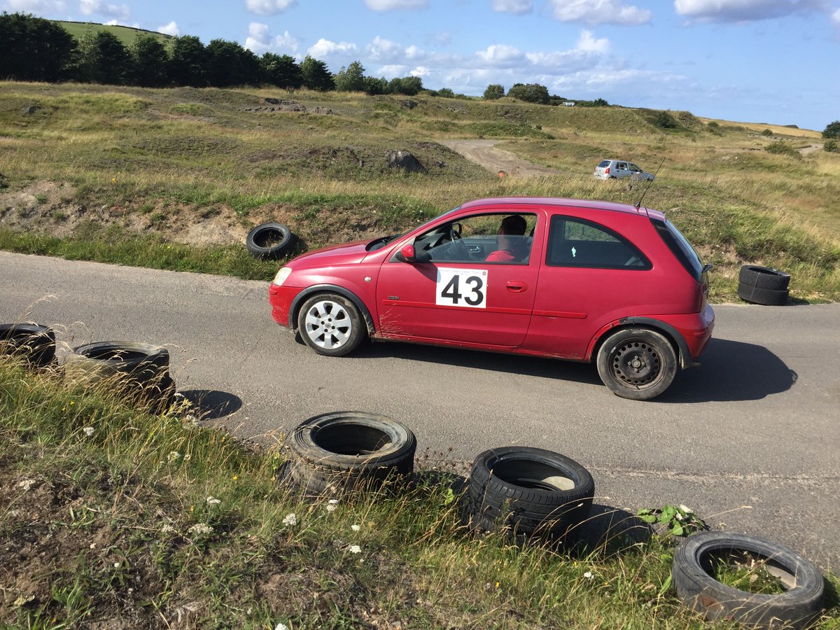 Beginners straight to learn some of the basics for new drivers.
#car #corsa #learntodrive #basics #driving #drivingsection