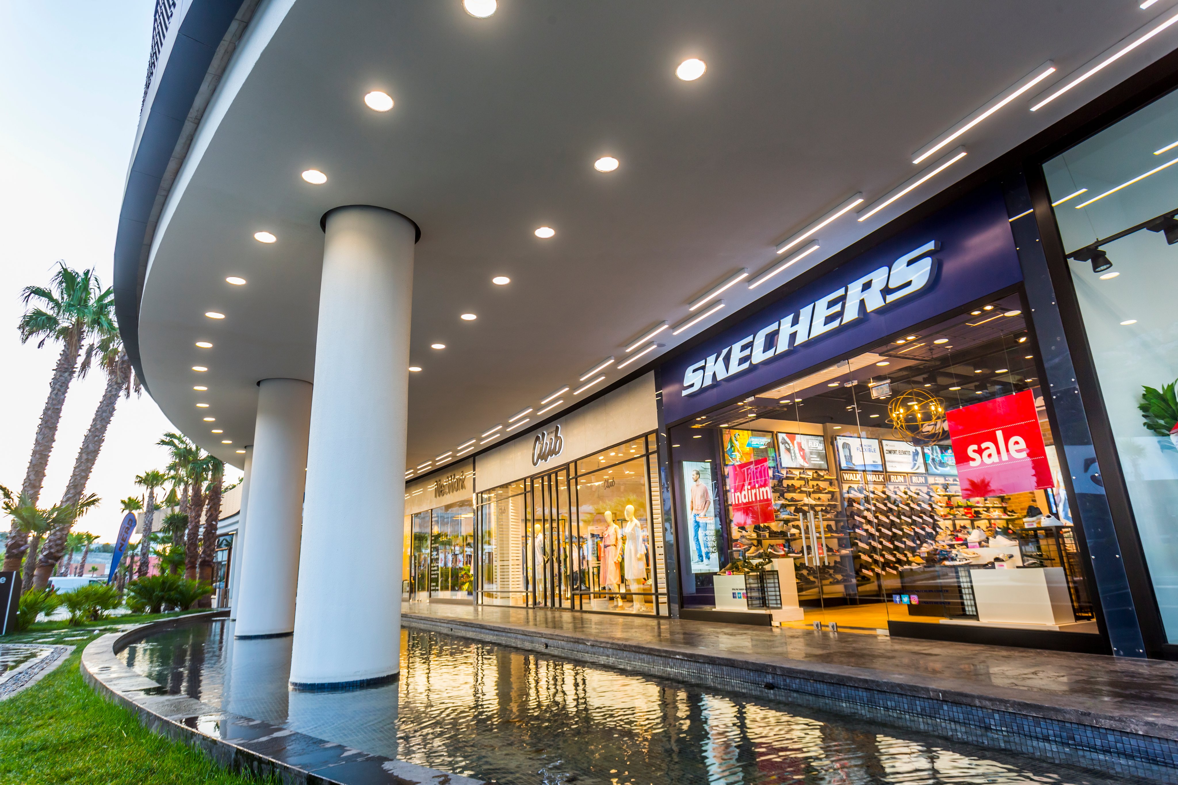 Midtown бодрум. Midtown бодрум магазины. Торговые центры в бодруме турция. Мидтаун бодрум магазины. Торговый центр мидтаун бодрум какие магазины.