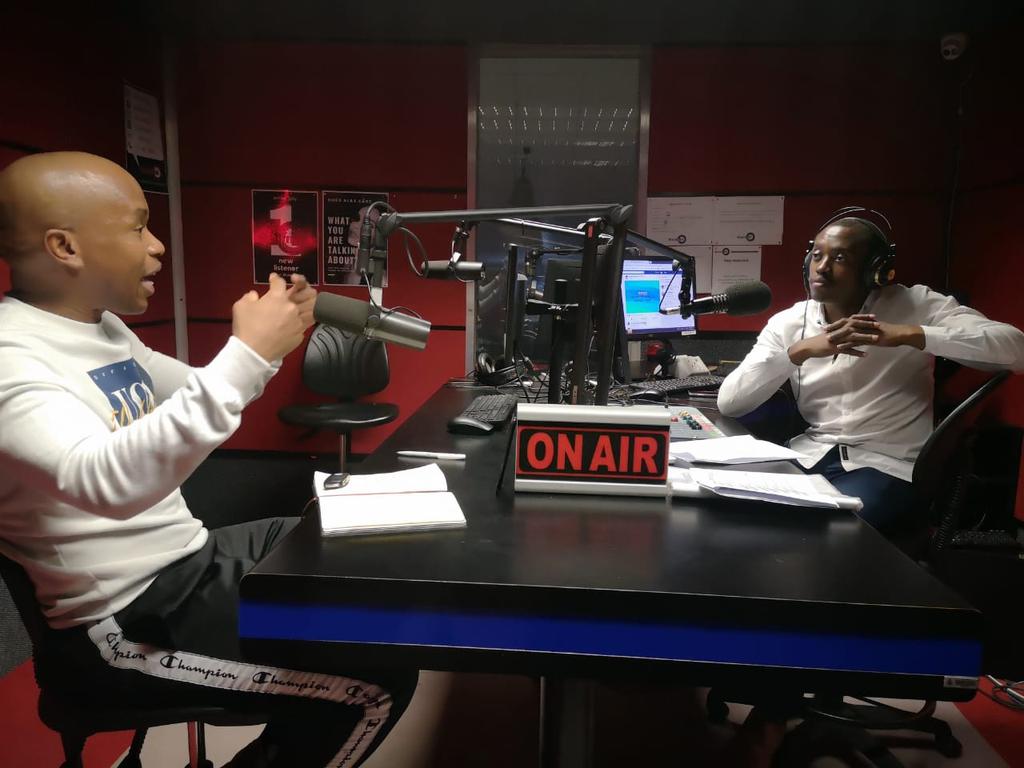 TheInnerView970's tweet photo. Radio today🎧🔊🎤📻 https://t.co/JPpZbj8Vpt