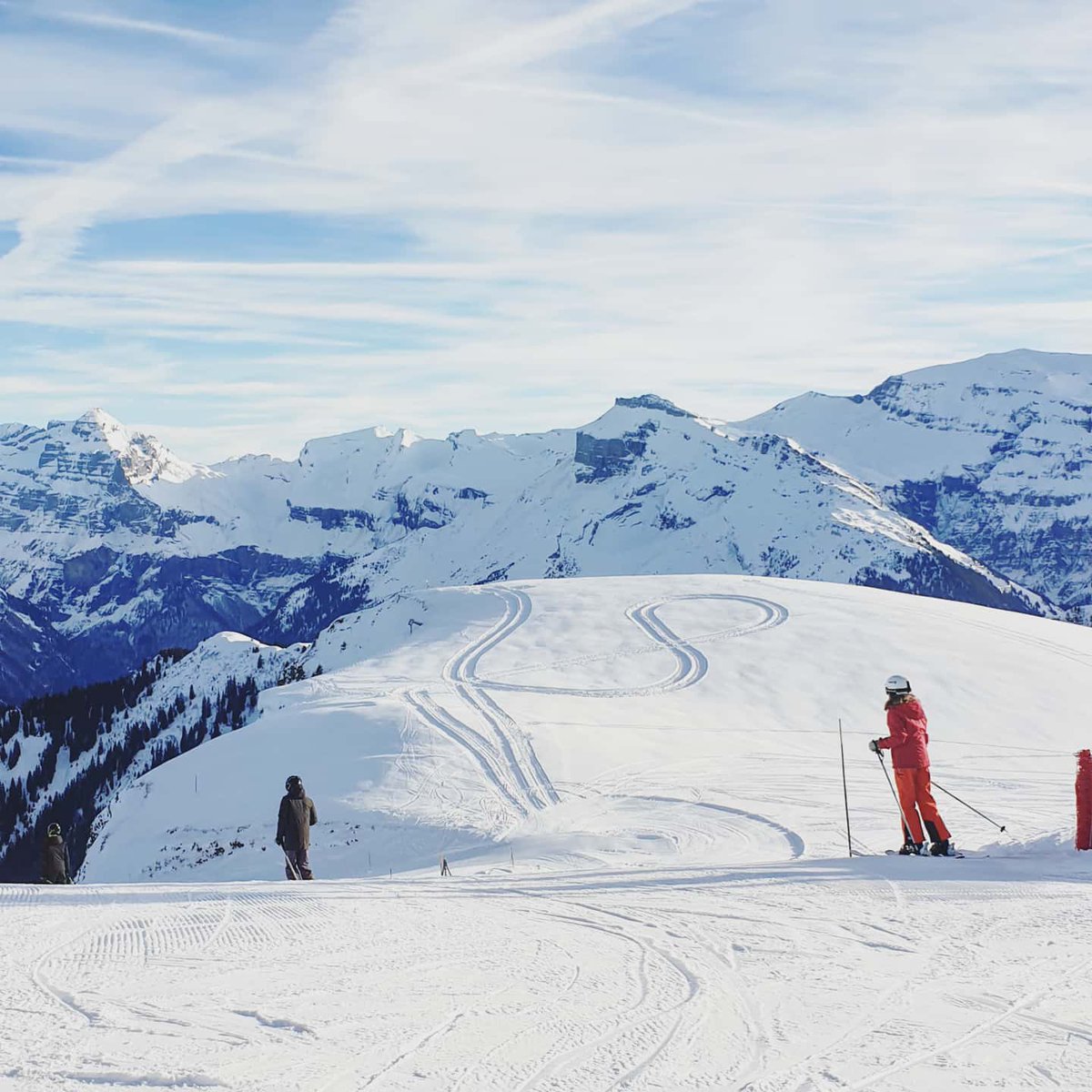 pac1091's tweet photo. Dans le secteur des #loisirs, @ClubMedFR prévoit 1800 #recrutements en 2020, principalement à la #montagne.
+ de 100 métiers :
👉 l'hôtellerie-restauration
👉 les sports, les loisirs & la famille
👉 les services support
👉 la vente
👉 le luxe
@ClubMedJobs #ClubMed https://t.co/dFseH6EyS4