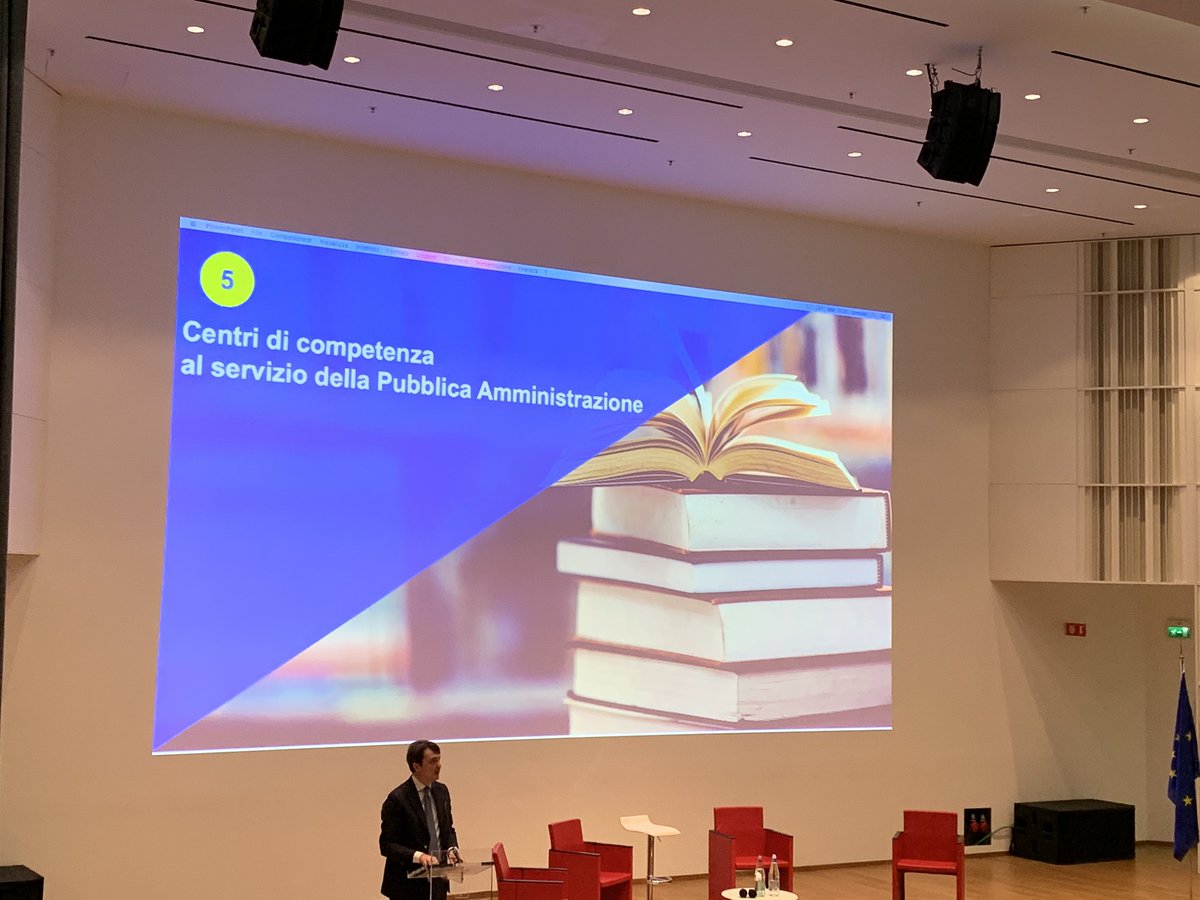 La #formazione è essenziale per uno sviluppo egemone di tutte le strutture della #PA. Lo conferma Francesco Ferri presidente di <a href="/AriaLombardia/">ARIA SpA Lombardia</a> la #governance by #data che guida la #DigitalTransformation in .<a href="/RegLombardia/">Regione Lombardia</a>