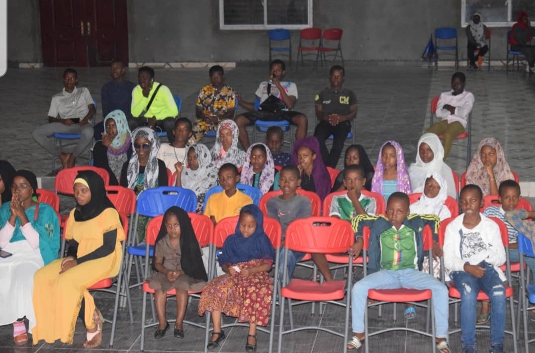 SylvaArmel's tweet photo. STEM talent show with
#IMARAComoros
Every child has talent in a particular area but not everyone Who got the chance to explore them.
@kidsinstem
@F1RSTglobal
@unescoROSA
@UNICEFComores https://t.co/H1DySn6jb0