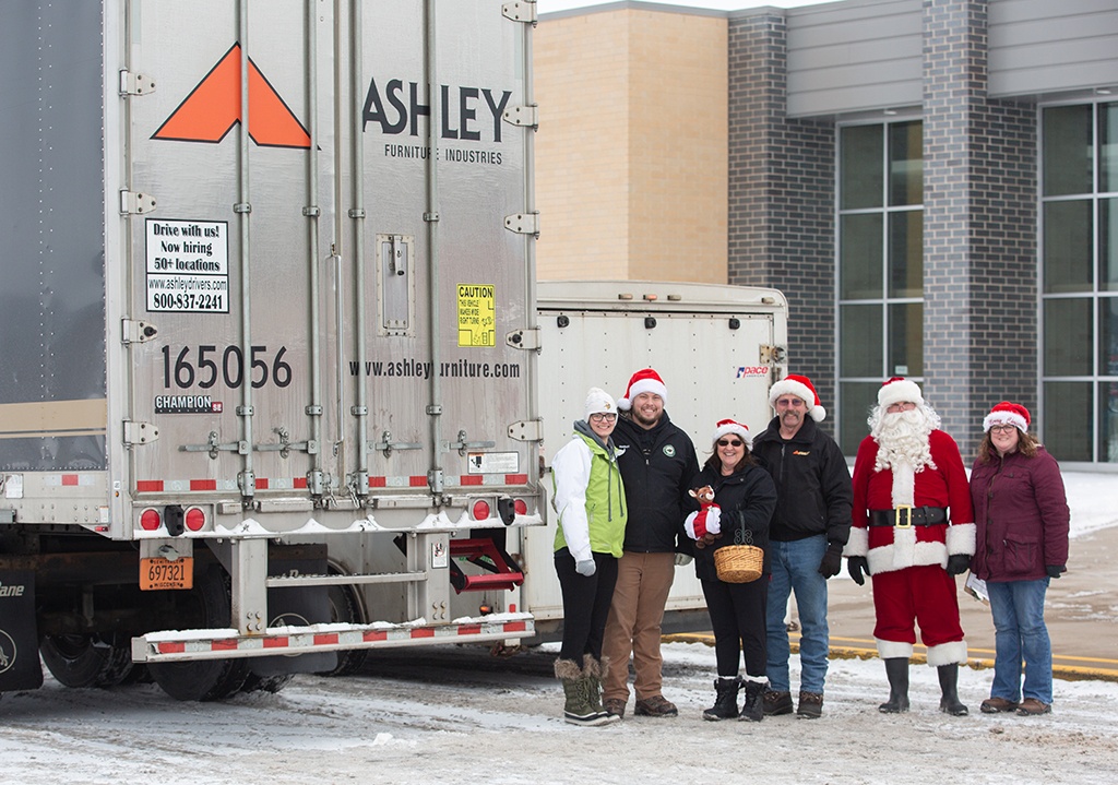 InsideAFI's tweet image. Ashley’s Angels, a non-profit organization led by Ashley Furniture Industries, Inc., had a busy year of fundraising and hosting a variety of community events! We raised over $400,000 in Mississippi, Wisconsin, Pennsylvania, and North Carolina!
 vimeo.com/discovermediaw…