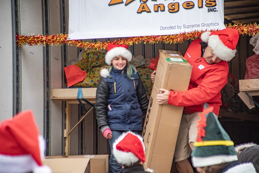 InsideAFI's tweet image. Ashley’s Angels, a non-profit organization led by Ashley Furniture Industries, Inc., had a busy year of fundraising and hosting a variety of community events! We raised over $400,000 in Mississippi, Wisconsin, Pennsylvania, and North Carolina!
 vimeo.com/discovermediaw…