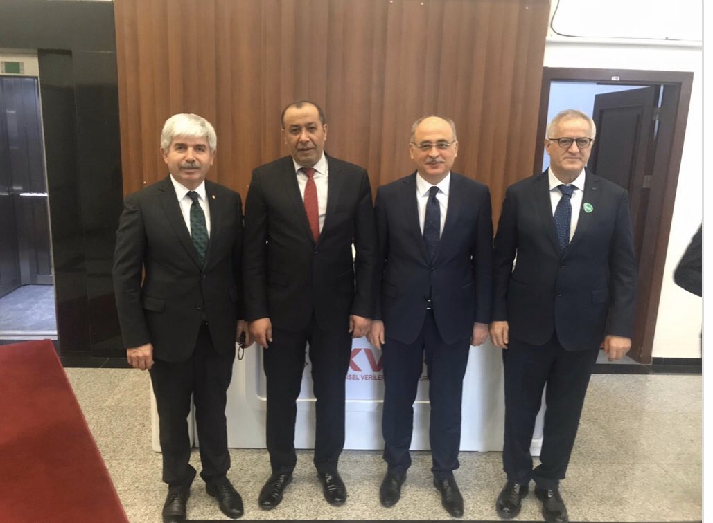 Kişisel Verileri Koruma Kurumu tarafından kişisel verilerin korunmasının uluslararası düzeyde farkındalık oluşturması ve bu farkındalığın artması amacıyla 28 Ocak 2020 tarihinde “Veri Koruma Günü" etkinliği düzenlendi.
Detay:portal.tnb.org.tr/Sayfalar/Haber…