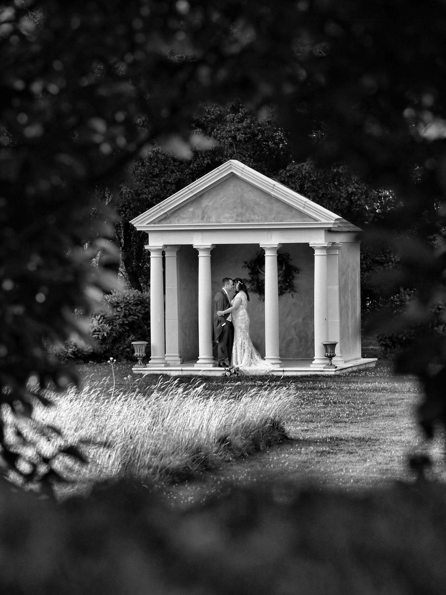 Dont forget I will be showing my wedding photography from nearly 1500 top weddings <a href="/TicktonGrange/">Tickton Grange Country Hotel</a> wedding fayre on Sunday 9th feb #weddingphotography #beverleywedding #hullwedding #ticktongrangewedding #eastyorkshirewedding #wedding #weddingphotographer