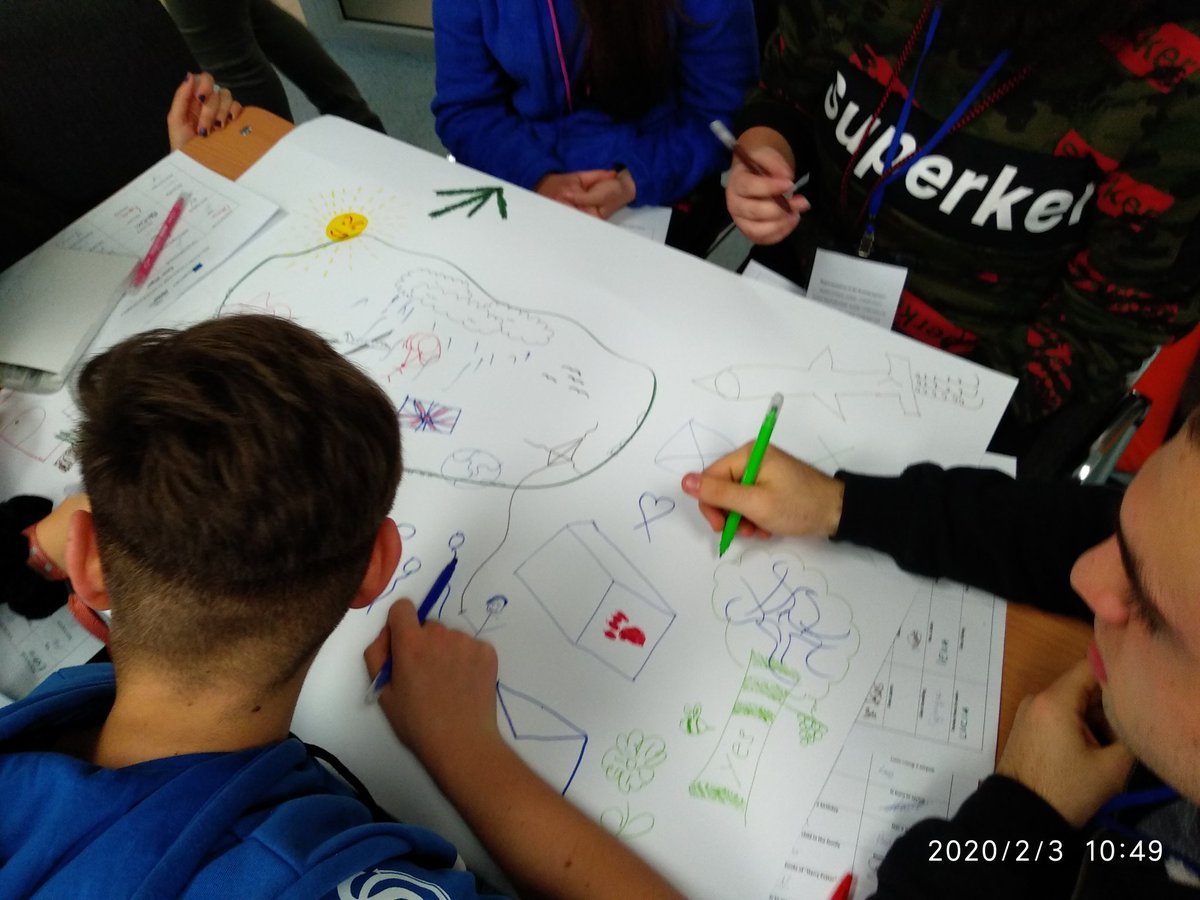 ErasmusDB's tweet photo. First day working on the project #BeingBiomaker_EU Icebreaking and Team-Building activities. https://t.co/8gwKMom5Nm