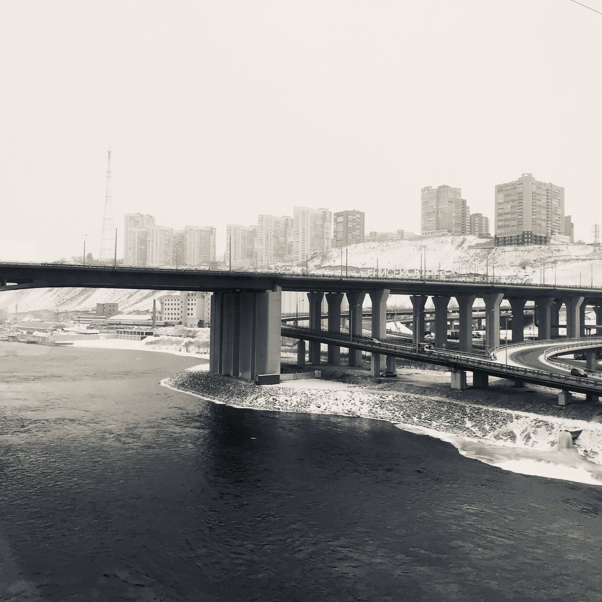 Impressions of Krasnoyarsk and the Yenisei River which is indeed not frozen! In black & white to match the mood and weather. Ahead is a very long stretch of towns I don’t know until we reach Irkutsk early tomorrow morning!