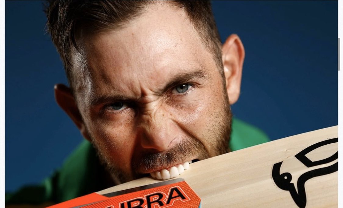 The MAXiman getting 1 of his 5 a day 🍎 #EatSleepCricketballRepeat <a href="/Gmaxi_32/">Glenn Maxwell</a>