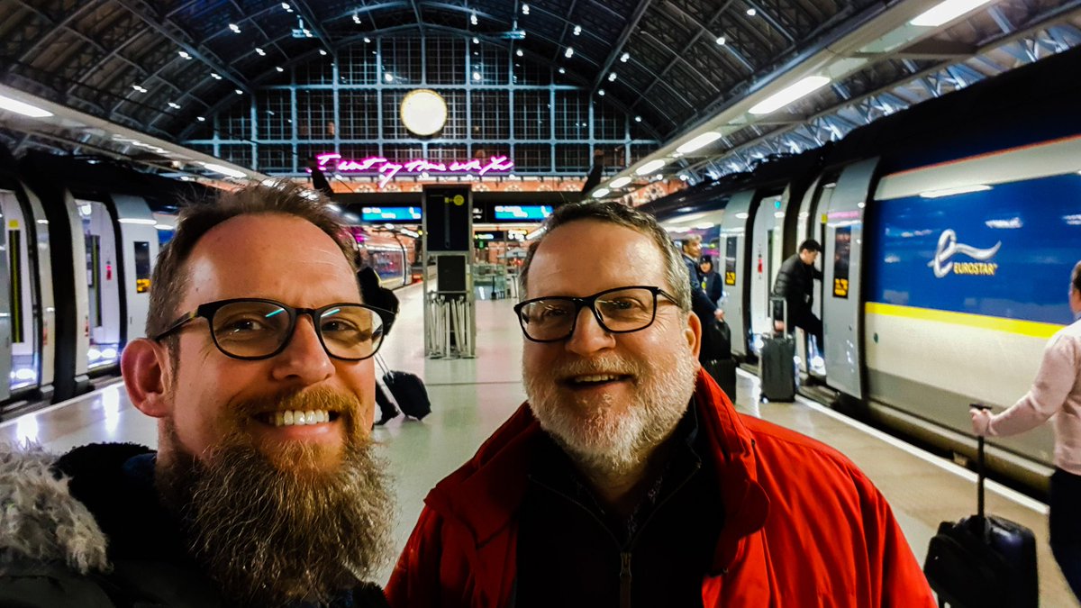 EurostarJustinp's tweet photo. Lovely to be a passenger for once! #AmsterdamForLunch #ES9112 https://t.co/pxL0p1sKw7