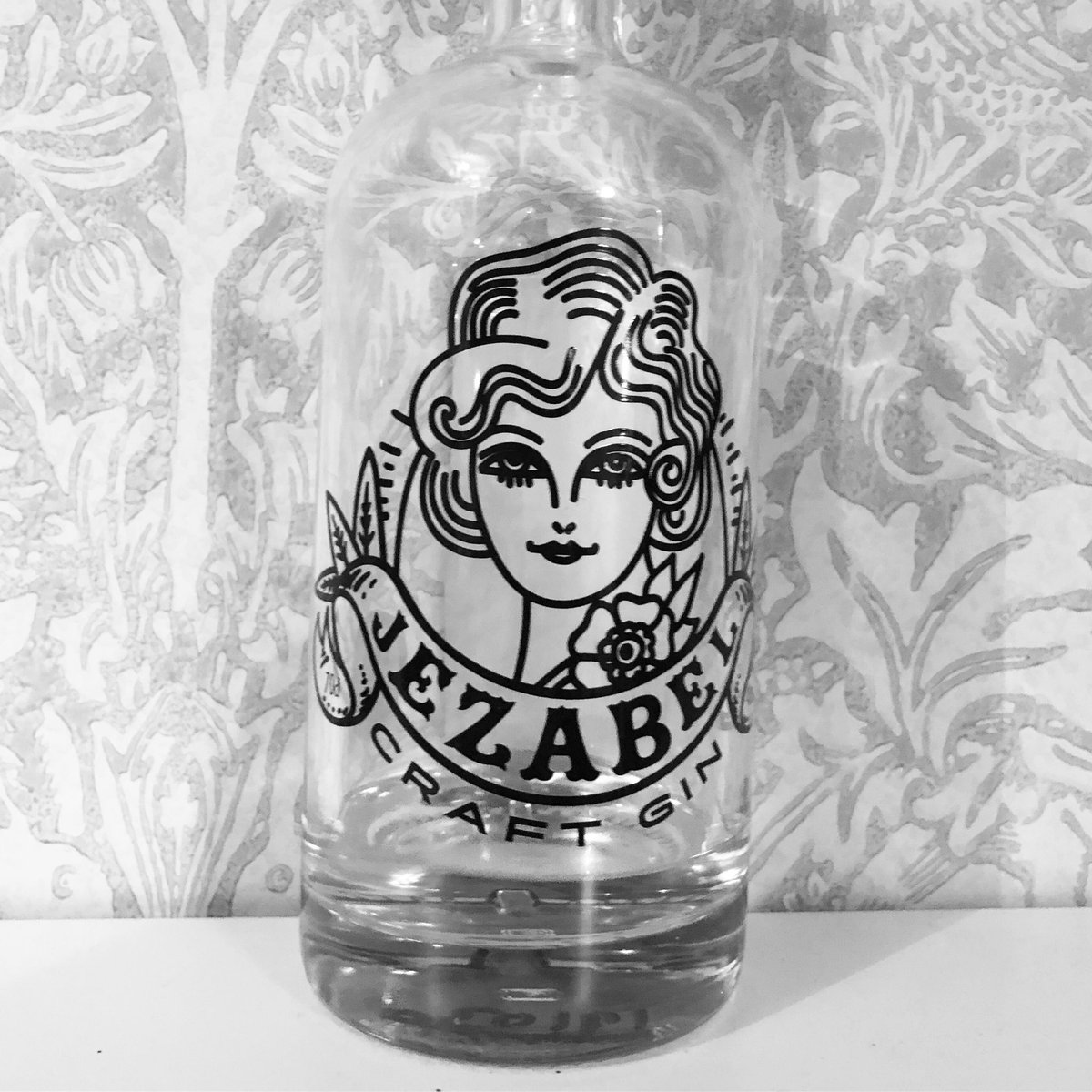 🍸 We have new stock in 🙌<a href="/peculiarginco/">Peculiar Gin</a> If you’d like to order a bottle of delicious Jezabel drop us a line 👉 cheers@thepeculiargincompany.co.uk
