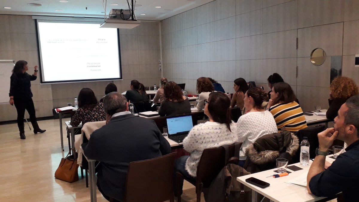 AEFI_es's tweet photo. El pasado 28 de enero nuestra sección catalana organizó con gran éxito el curso de "El reto #microbiológico para conservantes: #challengeTEST para #formasFarmacéuticas".
Os dejamos algunas fotos del evento: 😍😍😍😍 https://t.co/3jT94K75Za