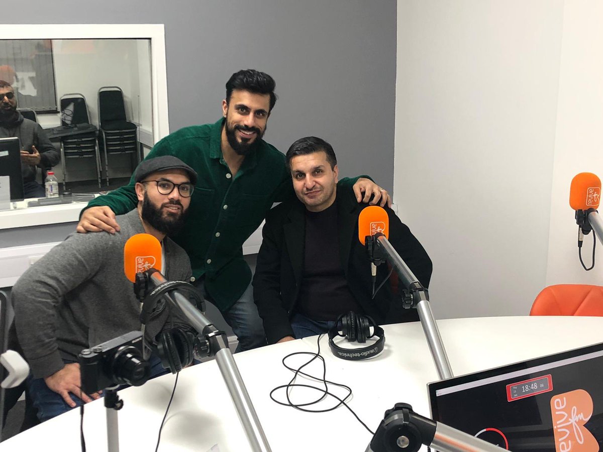 Was invited by my friends <a href="/HalalHangoutsUK/">Halal Hangouts</a> on their podcast and <a href="/ReviveFMUK/">Revive FM UK</a> . Talked about <a href="/Chak89Spice/">Chak89 Restaurant</a> <a href="/Chak89Food/">Chak89 Food</a> <a href="/iamsrk/">Shah Rukh Khan</a> <a href="/WestLondonFS/">West London Film Studios</a> @Elbrookcc . Have a listen how it all started for me. 

soundcloud.com/shehzad-iqbal-…
