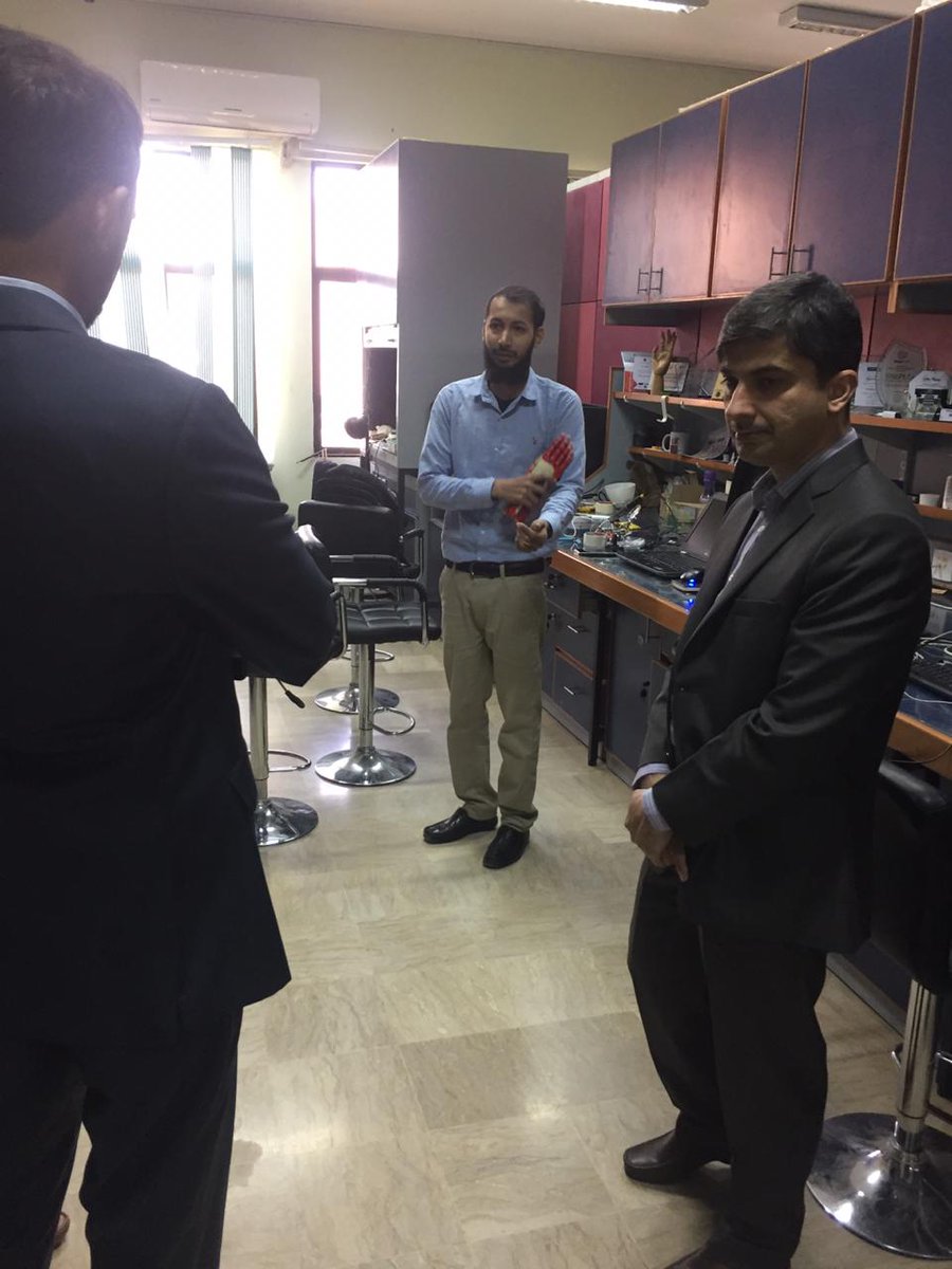 IccbsI's tweet photo. Dr. Messam Abbas Naqvi  (Group Captain, Pakistan Air Force And Chief Director of Project AZM ) along with his team members visited  ICCBS Technology Park and meet our incubatee, and also visited our 3D-printing lab by Viscous.

#ICCBS #TechnologyPark #TechnologyIncubationCenter https://t.co/Z9VBeMuKLF