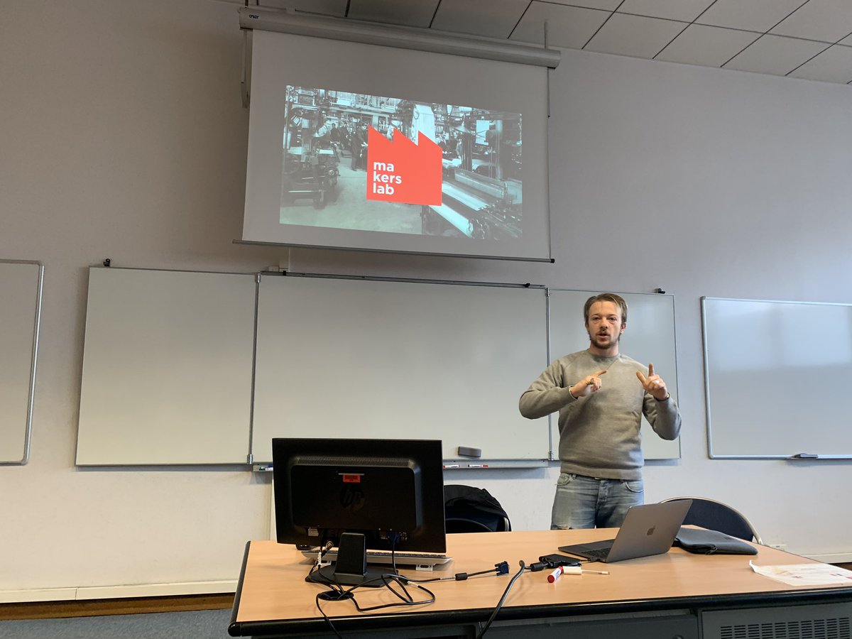 karineraies's tweet photo. Quand le @makerslab_ se déplace en amphi pour aider les étudiants à concrétiser leur projet #Brandstorm #mk96 @EMLYON en collaboration avec @BiodermaFr merci Sacha Mallet d’être au RDV à 8h30 ! https://t.co/LFZnaW8yBZ
