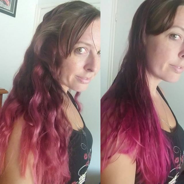 Princess_Flick's tweet photo. Before and after! Colour redone on my own. Pool water washed alot of it out. Fresh dye #hairdye #freshcolour #dyi https://t.co/AX01AM2MWC