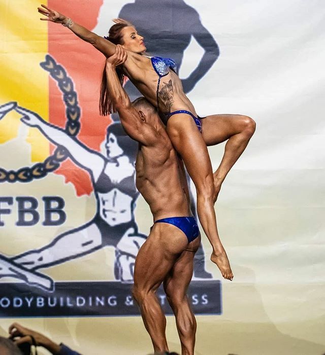 AnnDeMeulenaere's tweet photo. You lift me up to higher grounds โค @johan_florus #fitcouple #Bodybuilding #mixedpairs #bifbb #bifbbfamily #belgianchampionship @bifbb @belgian.physiques https://t.co/W1M8ayXkPY https://t.co/Ulp5lB4S3N