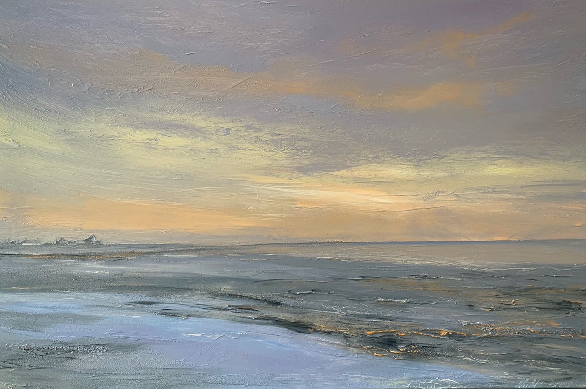 Paintings, prints and just a little bit more.
Gallery open at 10.00