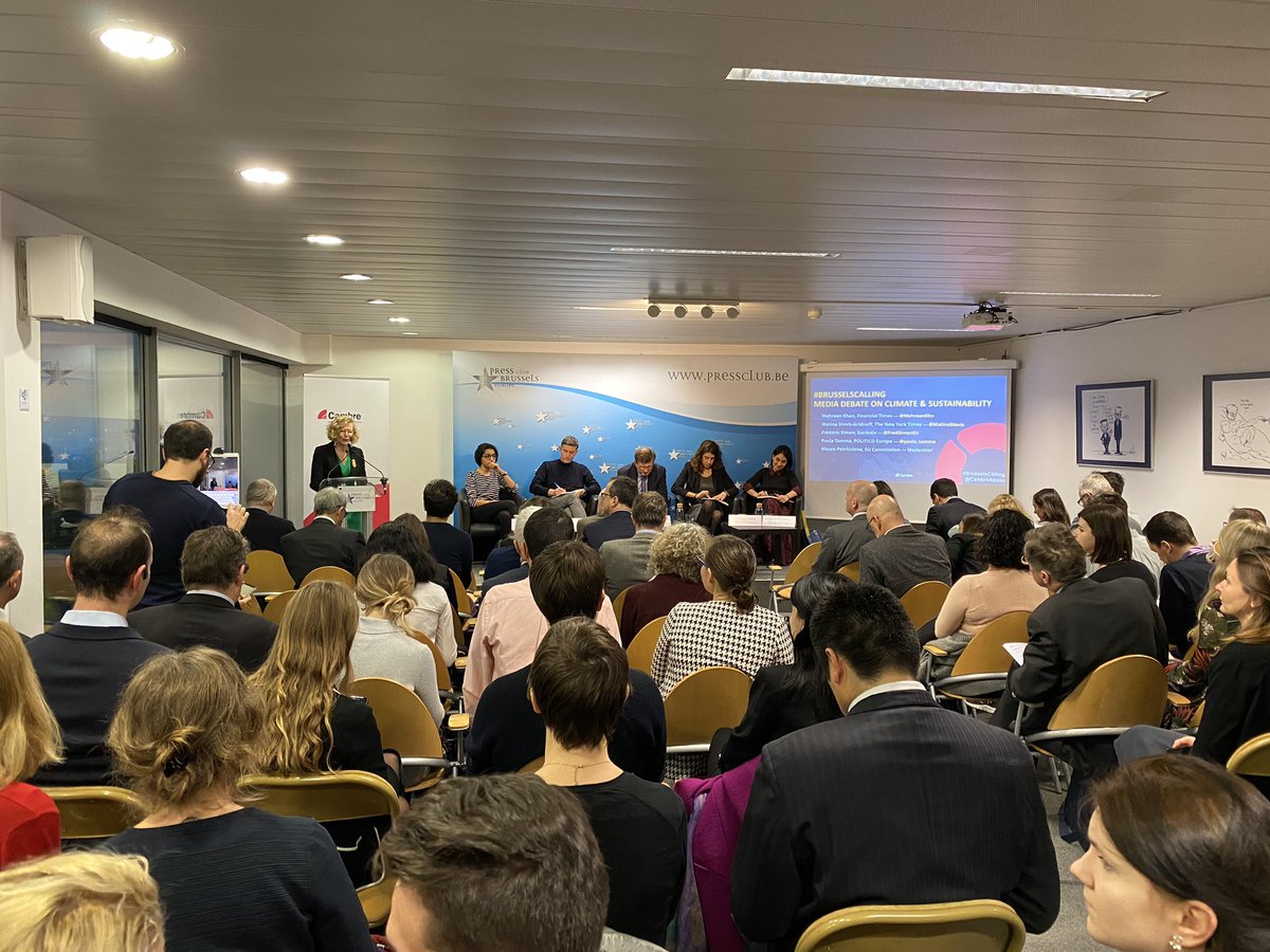 A_CMartin's tweet photo. Packed room at our #BrusselsCalling media debate on #Climate &amp; #Sustainability this morning w/ @MehreenKhn, @MatinaStevis, @FredSimonEU &amp; @paola_tamma https://t.co/7cN3kU70Ev