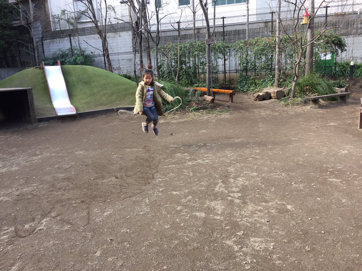 MSTokyoGarden's tweet photo. We have been practicing jump rope in the garden. #MSTgarden #MSTsunshine https://t.co/QlxAVjKdg1