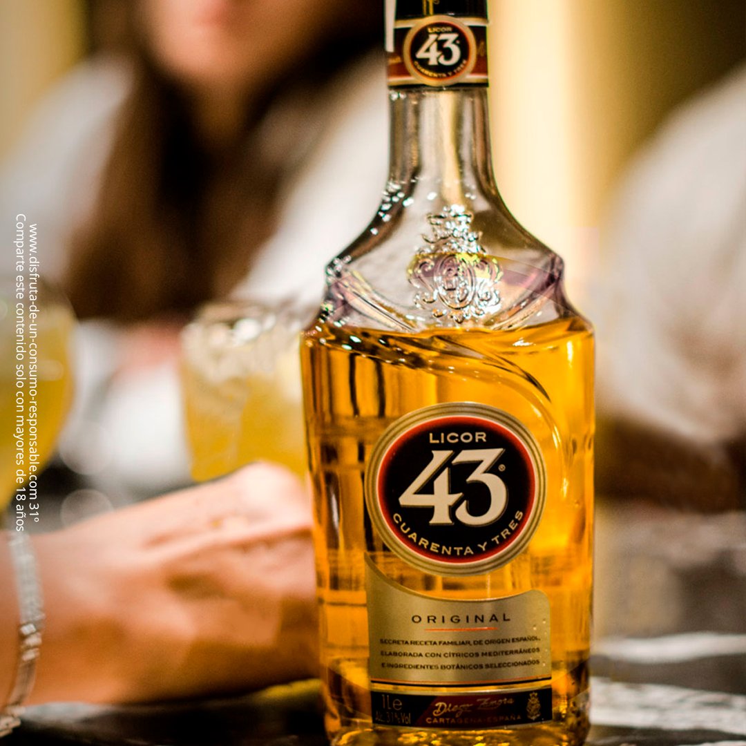 licor43_es's tweet photo. ¿Una cena improvisada con amigos? Si tienes esta delicia…  ¡sorpréndelos con #Ginger43! https://t.co/hpODZqwr5Z