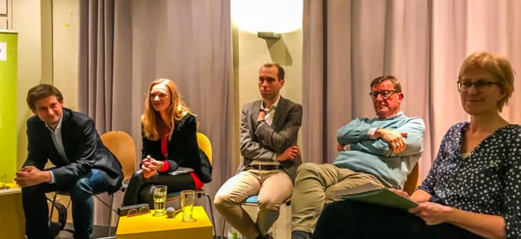 Spannende Diskussion gestern Abend mit den wichtigsten Verkehrspolitikern der Stadt. NahverkehrHAMBURG-Leser haben kurz vor der #Bürgerschaftswahl viele Fragen gestellt. Das waren die Antworten. #hvv #hamburg #verkehrhh nahverkehrhamburg.de/diskussion-nah…