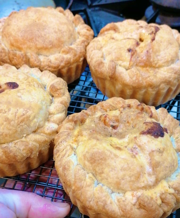 It’s a ‘warm up by the fire with hearty food’ kind of day! Get any of the dishes from our pub classics menu + a drink for £10 every Tuesday